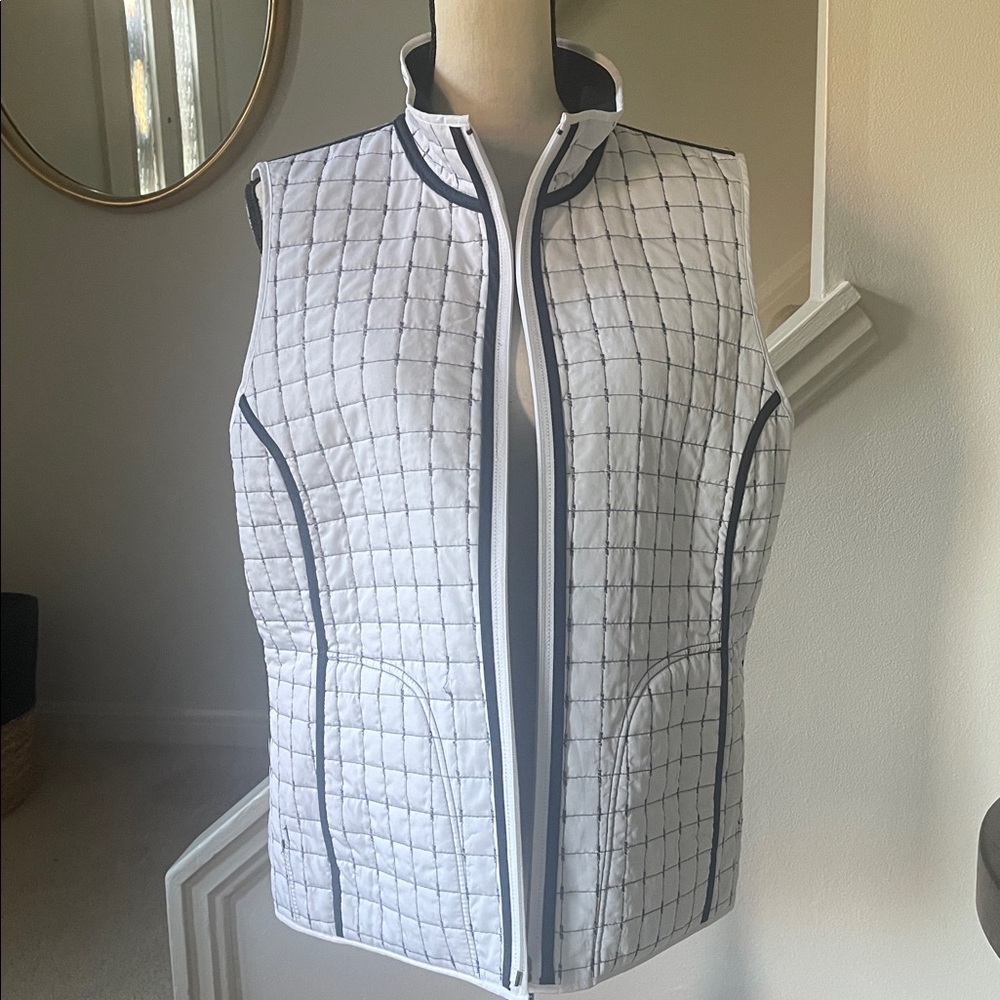 Coldwater Creek Quilted All Weather Reversible Navy & White Vest with Pockets L